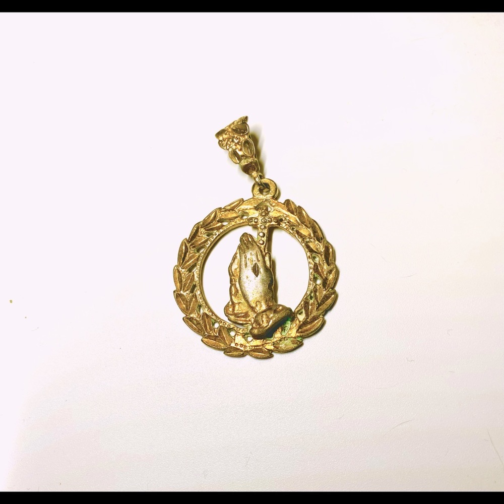 Prayer hands pendant